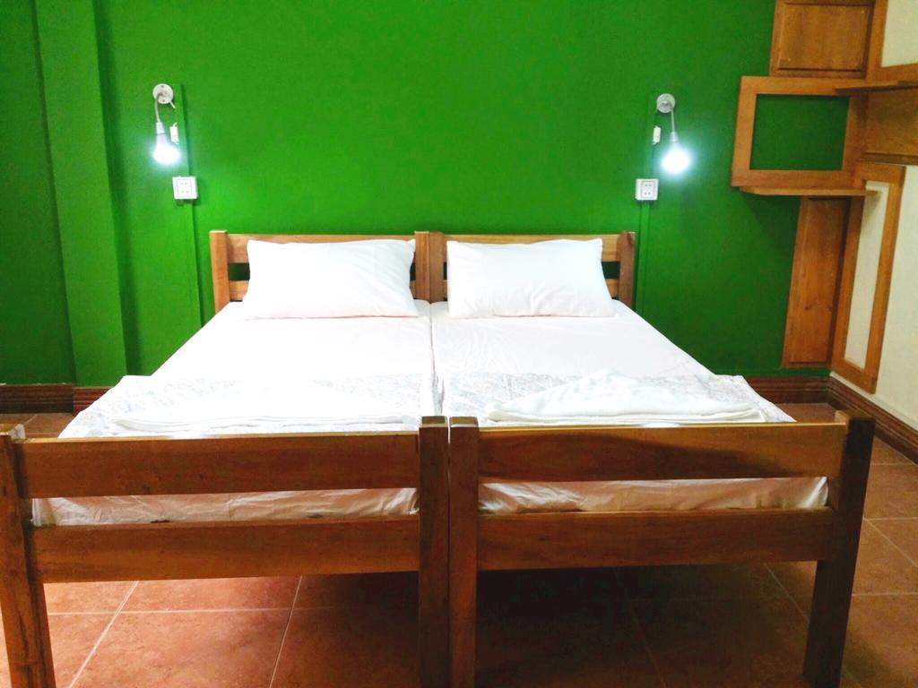Envoy Hostel Пном Пен Стая снимка