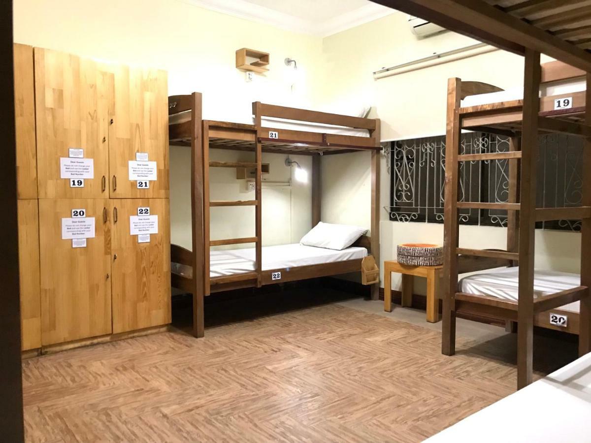 Envoy Hostel Пном Пен Екстериор снимка